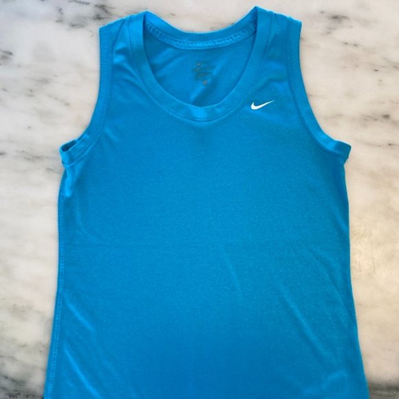 Nike Tank Tops - 3 Total - Picture 2 of 9